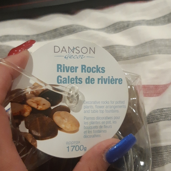 River rocks and glass gems NWT - Picture 2 of 6